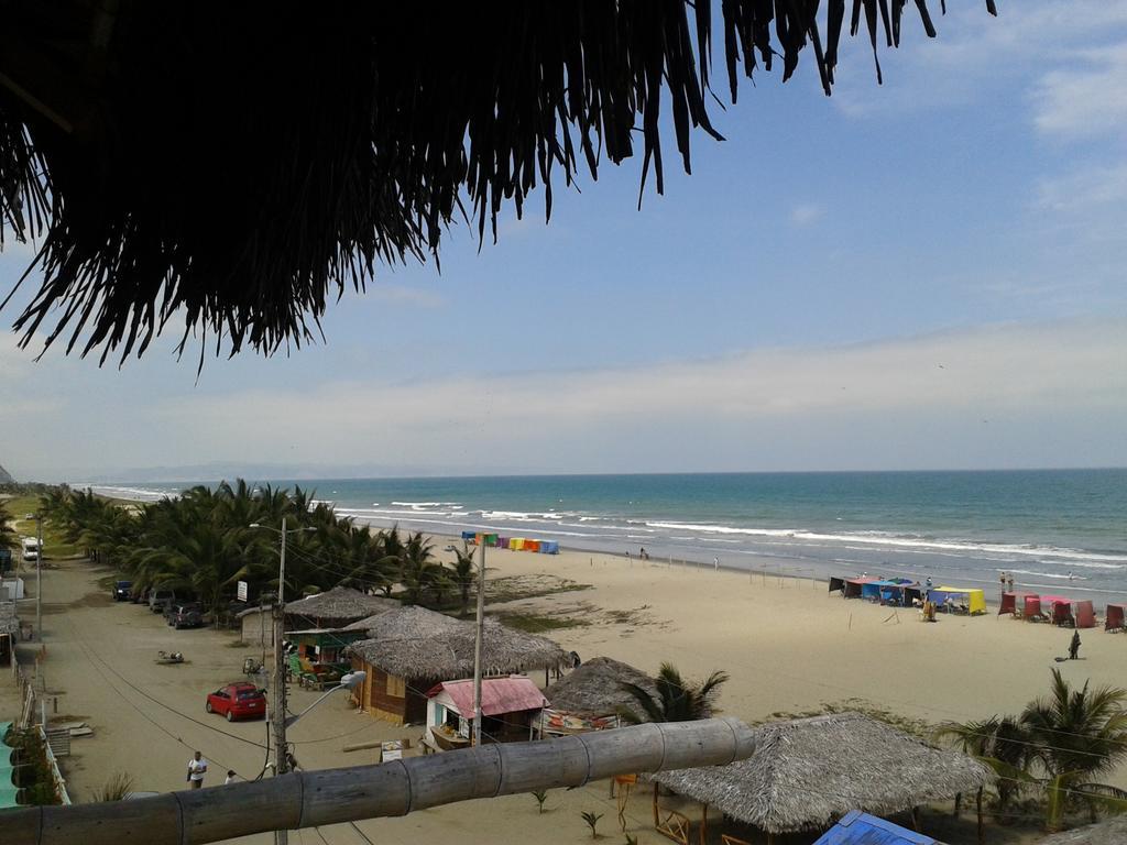 Cocoa Inn Hostal Canoa Exterior photo